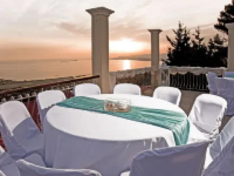 Mouikis Sun Village Hotels in Livathou