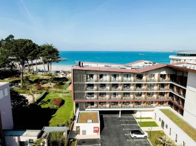 Hôtel Roz Marine Thalasso Resort Hotels in Tregastel