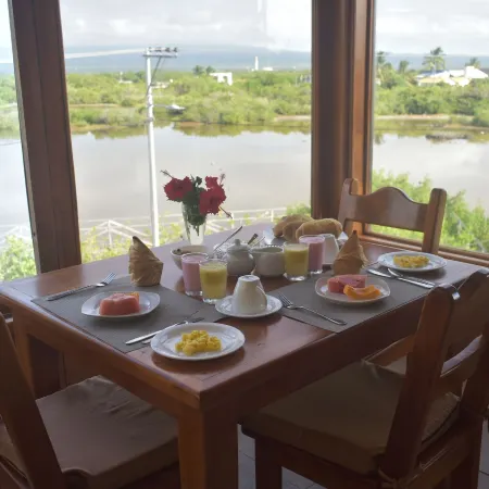 Hotel la Laguna Galapagos