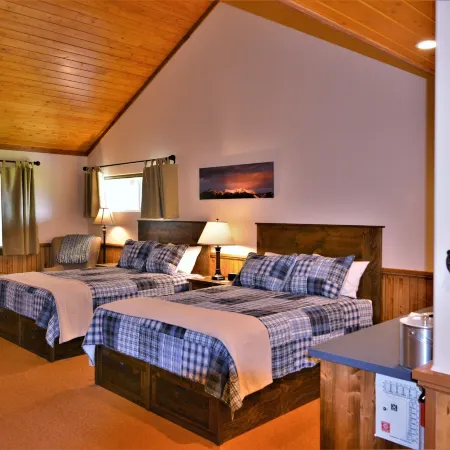 McAllister Inn & Lodging