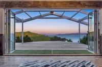 Woodside Bay Chalets - Tiny houses
