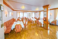 Kurhotel Roswitha - Breakfast