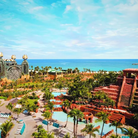 Harborside Resort & Vacation Rentals at Atlantis