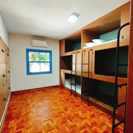 Youse Hostel - Usp Acadepol Отели рядом с достопримечательностью «Вила-Мадалена»