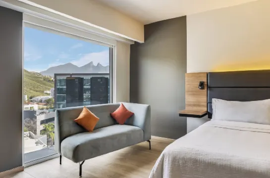 Fiesta Inn Monterrey Valle