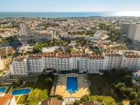 Montechoro Sea View 3 Bedroom Apartment 800m from the Strip Hotels in Montechoro