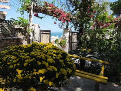 Confetti House فنادق في غينه رانغ