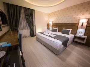 White Star Hotel