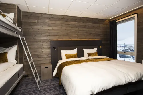 Svalbard Hotell | Lodge Hotels in Longyearbyen
