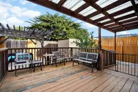 Beachy 1BR Escape with Sofa Bed - Golf & Beach Nearby Hotels in Pacifica