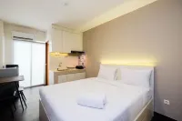 Cozy Living Studio Room at Cinere Resort Apartment Hotel dekat Warung Ibnu