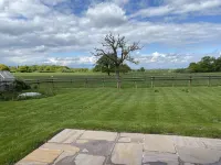 Private Entry Double Bedroom with Beautiful Views!