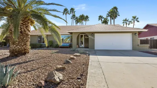Modern and Stylish Remodeled 4 Bdrm w/ Htd Pool!