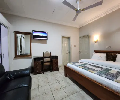 Yenas Nest Hotels in Spintex