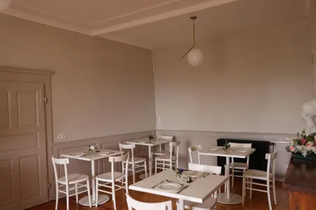 Sessius 1622 Отели в г. Жекс