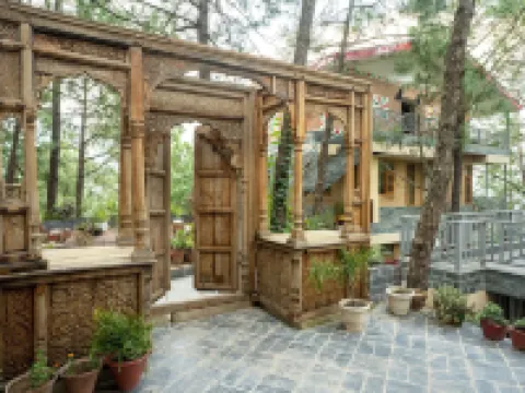 Chillaru Spa & Resort Hotels in Solan