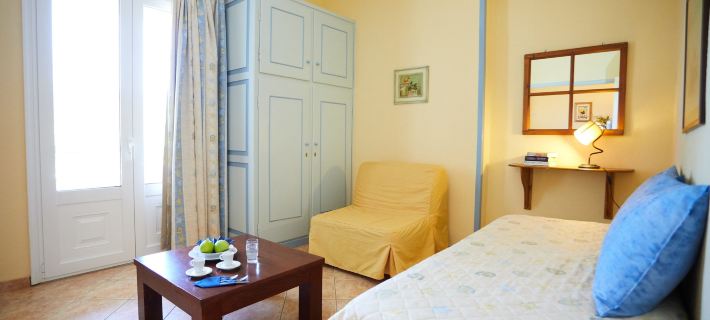 Zorbas Apartments Hoteles en Quíos