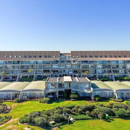 Dolphin Beach H301