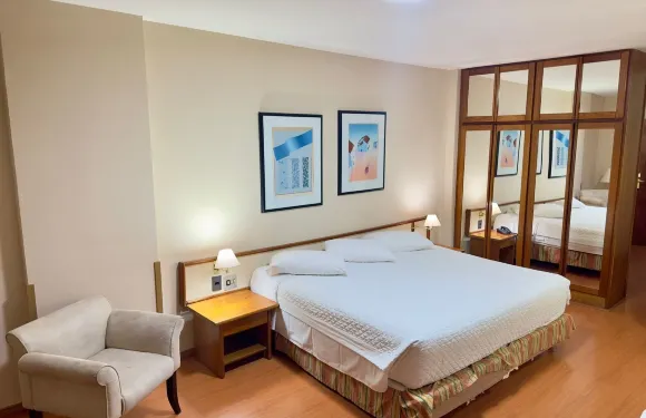 凱薩公園茹伊斯迪福拉酒店