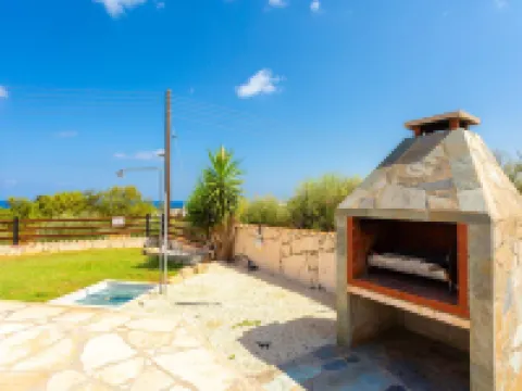 Villa Thea in Neo Chorio Hotels in Neokhorio