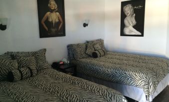 Highlander Motel