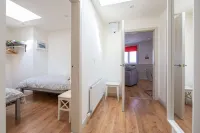 The Anchor Apartments Hotels in Портаферй