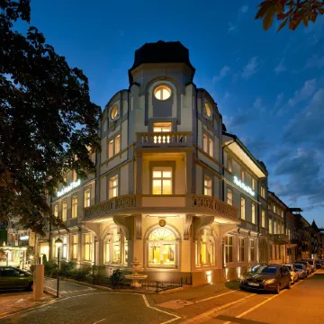 Park Hotel Post Отели рядом с достопримечательностью «Река Дреизам»