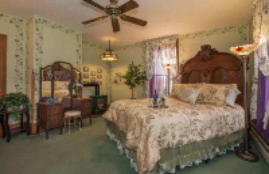 Sutherland House Victorian Bed and Breakfast