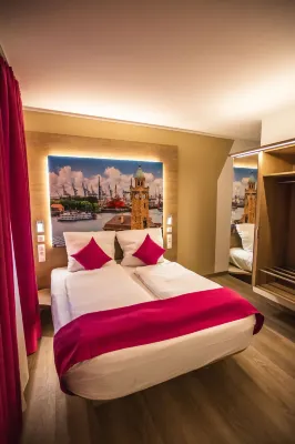 Hotel Luckys Inn GmbH Hotels in der Nähe von Blohm + Voss Dock Elbe 17