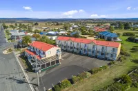 AMOS HOUSE MOTEL Hotels in Dolphin Sands