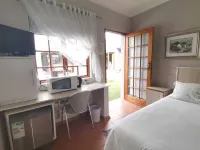 Rene's Guesthouse Hotels in 