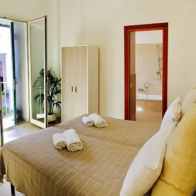 Harbour View B&B Các khách sạn gần Bãi biển San Francesco