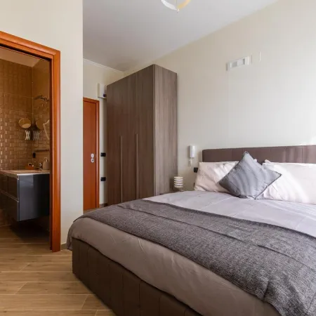 Napoli d'Amare B&B Отели рядом с достопримечательностью «Прогулка»