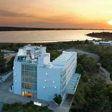 Hotel Five Flowers, member of Meliá Collection