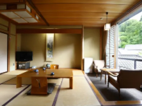 Besshoonsen Nanjyo Ryokan Hotel di Ueda