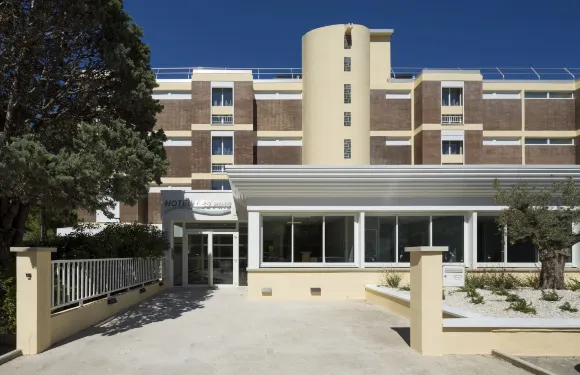 奧佩拉里亞派斯酒店