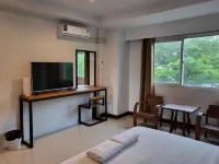 The Square Rayong Hotels in Nikhom Phatthana