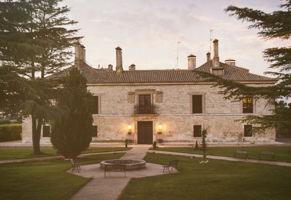 Hotel Raíz - Housity