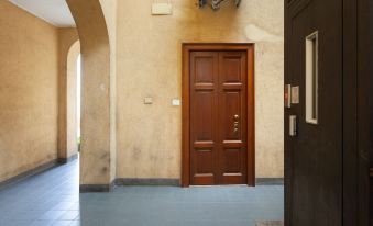 Easyhomes - Central Station