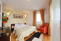 Monte Carlo Palace Suites Hotels near Biserica Profides