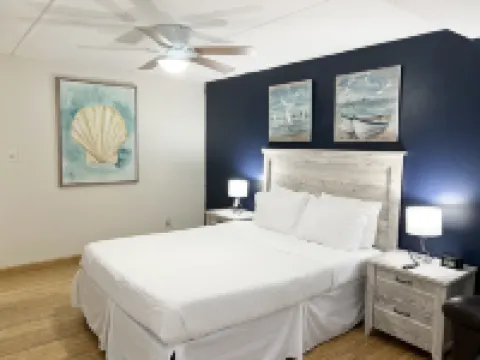 Harmonious Suites Hotels near Museum of Contemporary Art North Miami