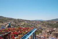 Vancii Hotel - Mountain view