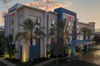 SpringHill Suites Corona Riverside Hôtels à : Corona