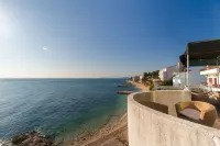 Villa Tamaris on the Beach