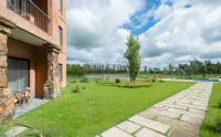 Regency Park Hotel Hotels near Plaza las palmeras
