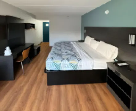 Motel 6 East Syracuse, NY - Airport