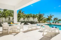 SulMare at Taylor Bay Luxury Villas - Villas