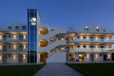 V Luxury Suites Hôtels à : Perama