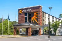 La Quinta Inn & Suites by Wyndham Myrtle Beach Hotels in Carolina Forest