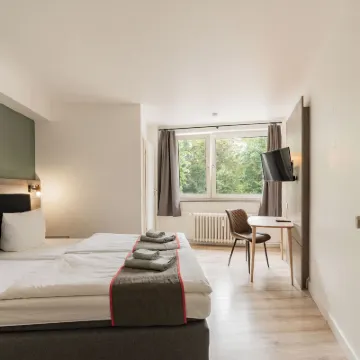 Hotel Enger Hof フリンガーン周辺のホテル